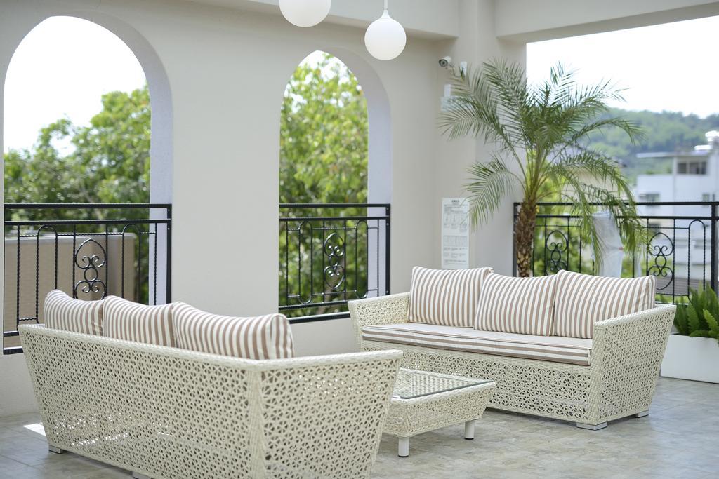 Caffir Garden Hotel Jiji Exterior photo