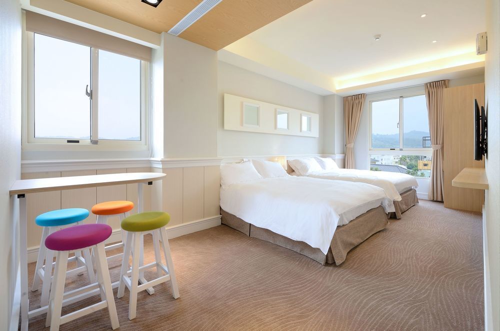 Caffir Garden Hotel Jiji Exterior photo